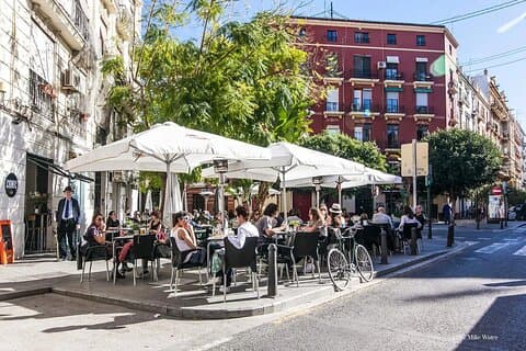 Ruzafa Evening Food and Wine Tour Tapas Drinks and Local Secrets