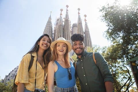 Sagrada Família and Gothic Quarter 2 Hour Walking Tour