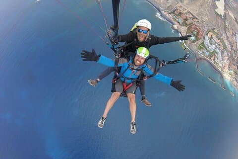 Paragliding tandem flight with adrenaline!