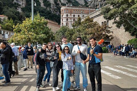 Montserrat Small Group Tour Basilica Moreneta with Transfer