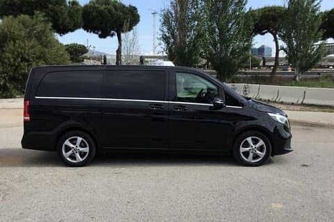 Private Barcelona Airport–City Transfer E-Class, V-Class, Minibus