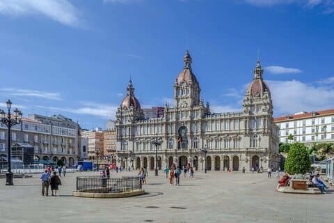 Hello La Coruna: Private 2-Hour Intro City Walk with Local Guide