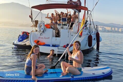 Party time ! with drinks, paddleboard, kareokee and much more