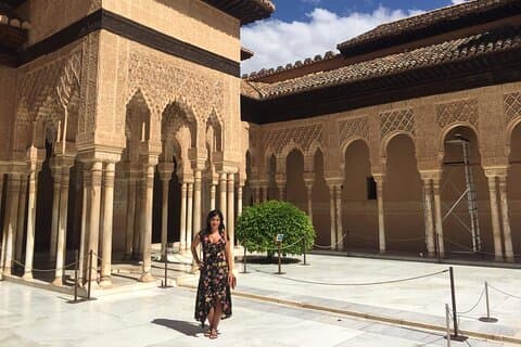 Alhambra Private Guided Tour with Your Own Tickets