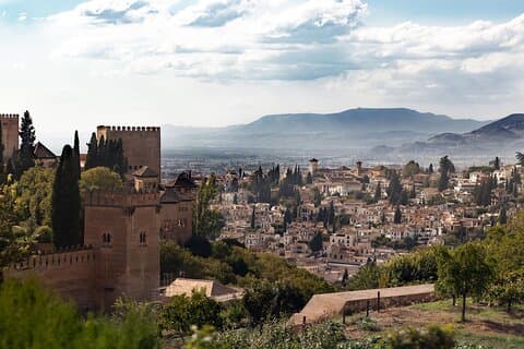 Discover Granada: A Self-Guided Tour