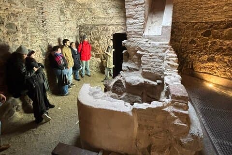 Tour Toledo 5 Underground Discover Hidden History in English