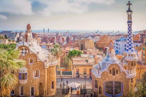 Park Güell Small Group Walking Tour