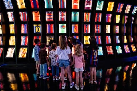 Barcelona: FC Barcelona Museum "Barça Immersive Tour" Ticket