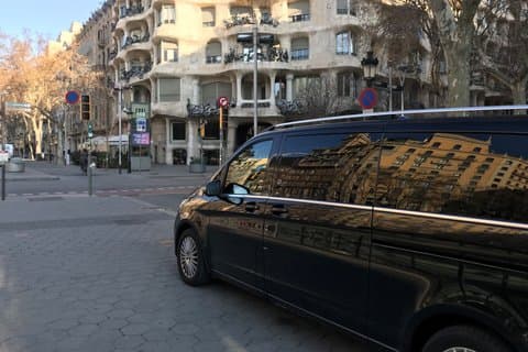 Private Transfer Madrid to Barcelona by Mercedes V Minivan