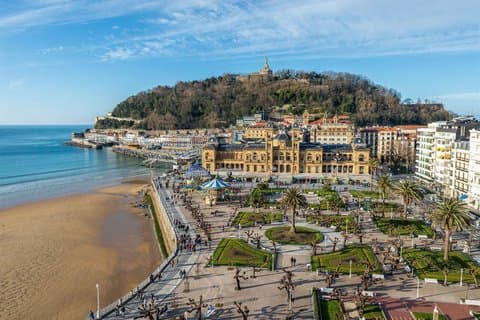 Explore San Sebastián in Your First Adventure