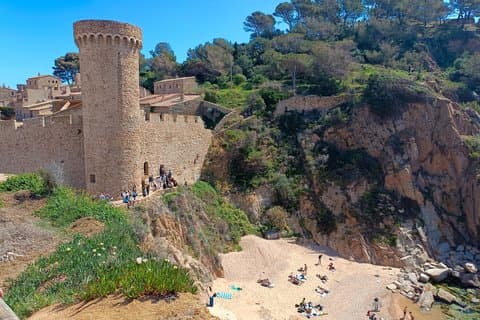 Walled enclosure