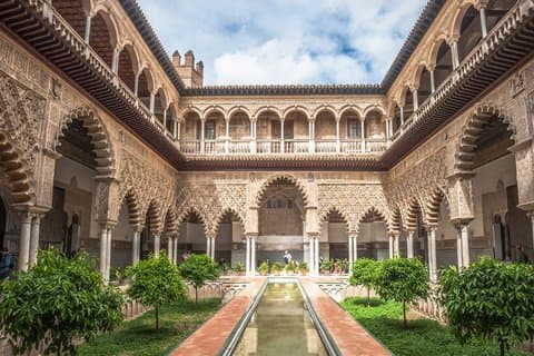 Daily Alcazar tour