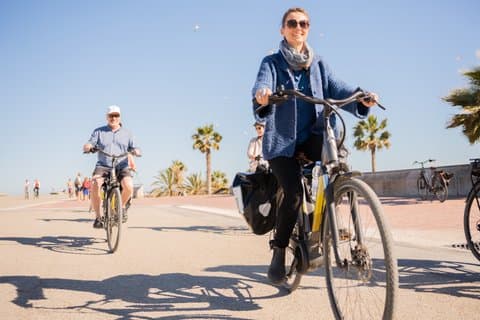 Barcelona Gaudí eBike Tour with Park Güell Ticket