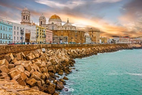 Andalusian Horizons 3 Day Escape Through Cadiz Ronda and Vejer
