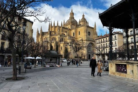 Half Day Segovia Private Tour by Minivan