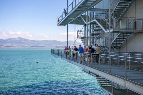 Santander: Private Guided Tour of the Centro Botín with Tickets