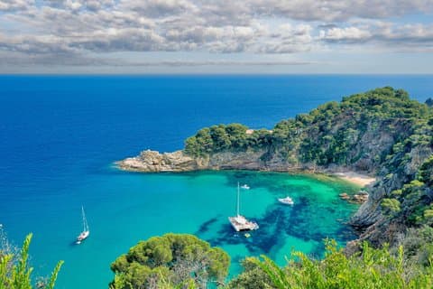 Private Shore Tour to Tossa de Mar from Costa Brava
