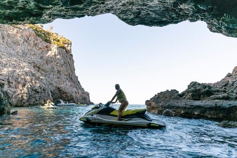 Alcudia: Jet ski excursion to Jack Sparrow's cave