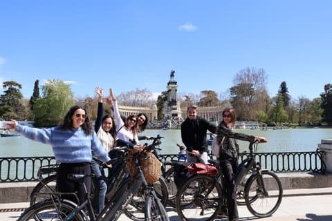 E-Bike Tour of Retiro Park in Madrid with Guide
