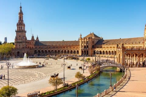 Private Shore Tour: Secrets of María Luisa Park & Plaza de España