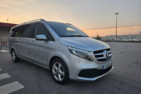 Transfer- Airport OPO, Porto City and Gaia Pickup`s