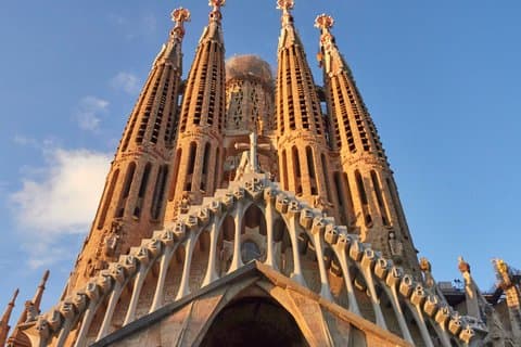 Barcelona Sagrada Familia Decoded Guided Tour