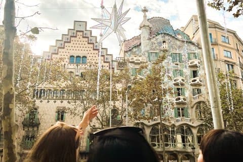 Casa Batlló and La Pedrera Private Tour with an Official Guide