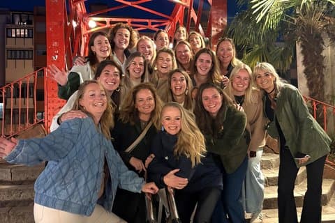 Girona Tapas and Wine Tour by Night