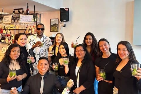 Barcelona Cocktail Class and Night Experience