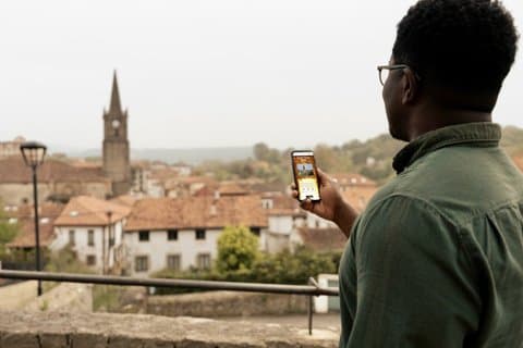 Comillas Self-Guided Scavenger Hunt and Walking Tour