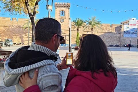 Santa Pola Self Guided Scavenger Hunt and Walking tour