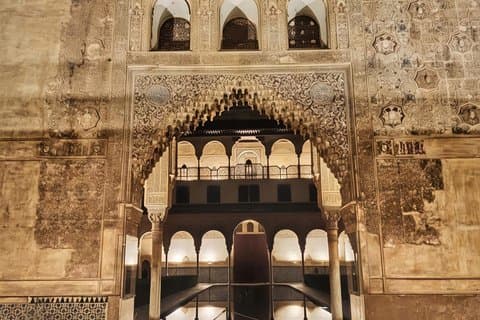 Alhambra night visit (8 people)