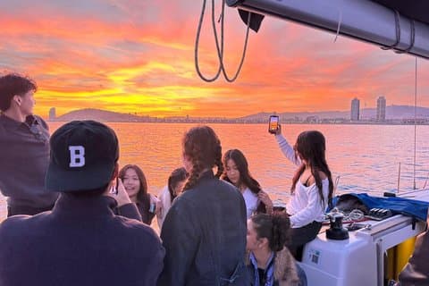 Barcelona Private Sunset & Day Sailing with Open Bar
