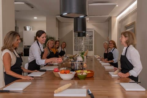 Private Paella & Sangria Cooking Class for Groups in Seville