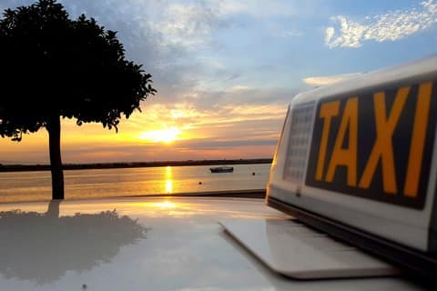 Private transfer from Huelva to Seville Airport SVQ