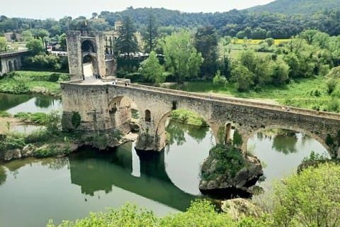 Medieval Besalu : History, Wine and Local Flavors