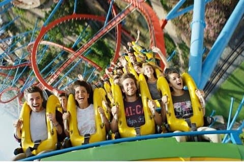 PortAventura Tour from Valencia Express Entrance and Pass