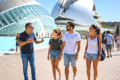 Valencia Art Nouveau Private Tour with Oceanografic Option