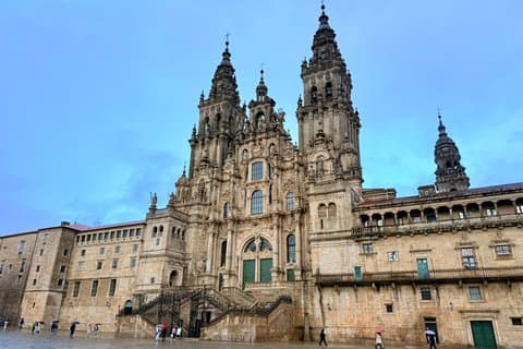 Private Tour in Santiago de Compostela with Cathedral Entrance
