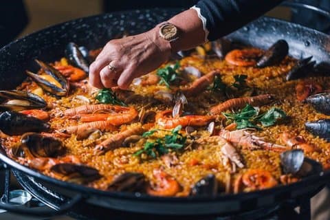Private Boqueria Market & Paella Class in Barcelona