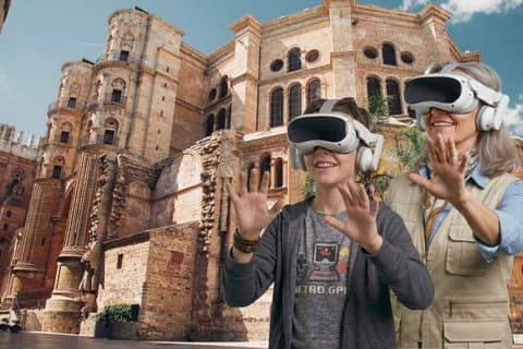 Malaga Private Tuk Tuk Tour and Virtual Reality Experience