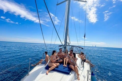 Full Day Private Sailboat in Barcelona - 6 Hours