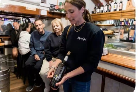 Alicante Evening Tapas & Wine Tour with Local Guide