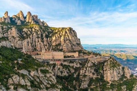 Montserrat Basilica and Museum Ticket with Roundtrip Cable Car