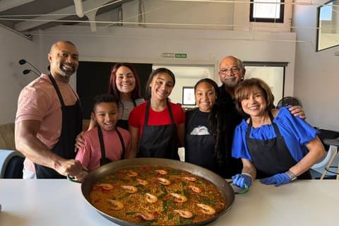 Madrid: Paella Sangria and Churro Making Class in the City Center