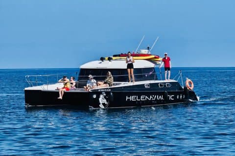 Private tour Catamaran Benalmádena: Dolphins, Cava & Fishing