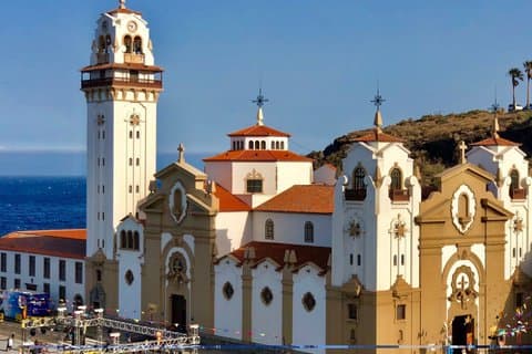 Essence of Tenerife : Candelaria, La Orotava, Garachico and Masca