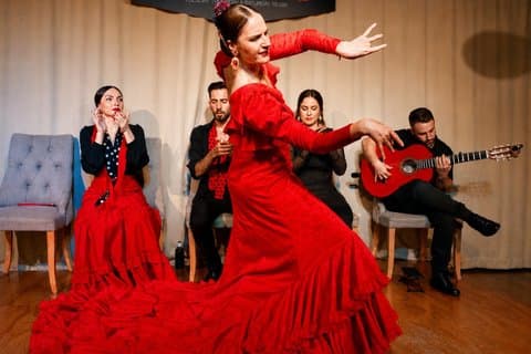 Flamenco Show and Dinner in Fuengirola Mijas Restaurant Tipi Tapa