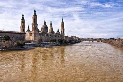 Private Zaragoza Essential Walking Tour