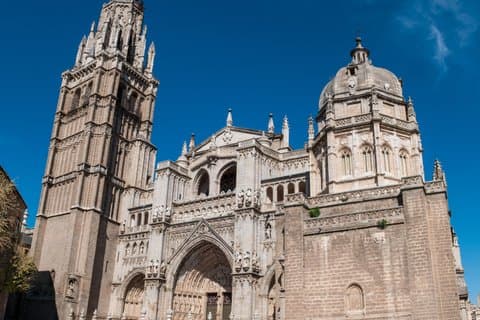 Private Tour Toledo Historic Center with Cathedral Entrance